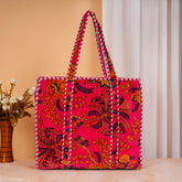 Stylish Tote Bag | Eco-Friendly Reusable Beach & Travel Tote | Fashionable Women’s Handbag with Print Design