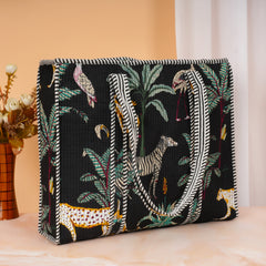 Stylish Tote Bag | Eco-Friendly Reusable Beach & Travel Tote | Fashionable Women’s Handbag with Print Design