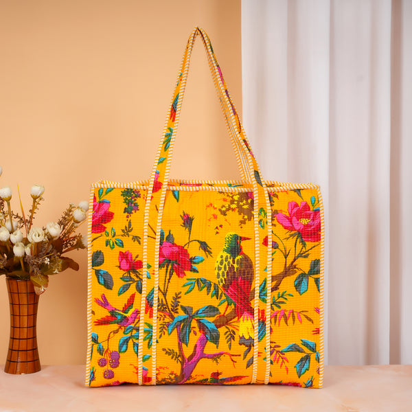 Stylish Tote Bag | Eco-Friendly Reusable Beach & Travel Tote | Fashionable Women’s Handbag with Print Design